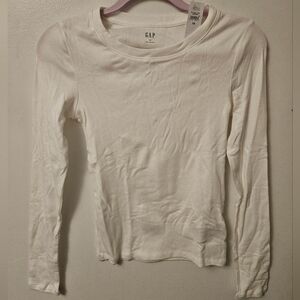 GAP NWT Women's White Long Sleeve Tee